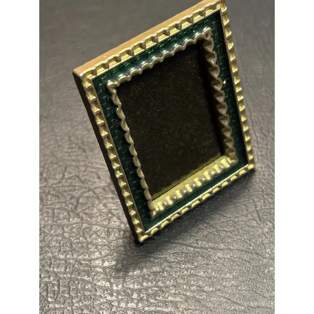 N/A vintage miniature